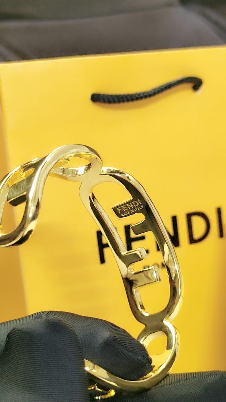 FENDI BANGLE