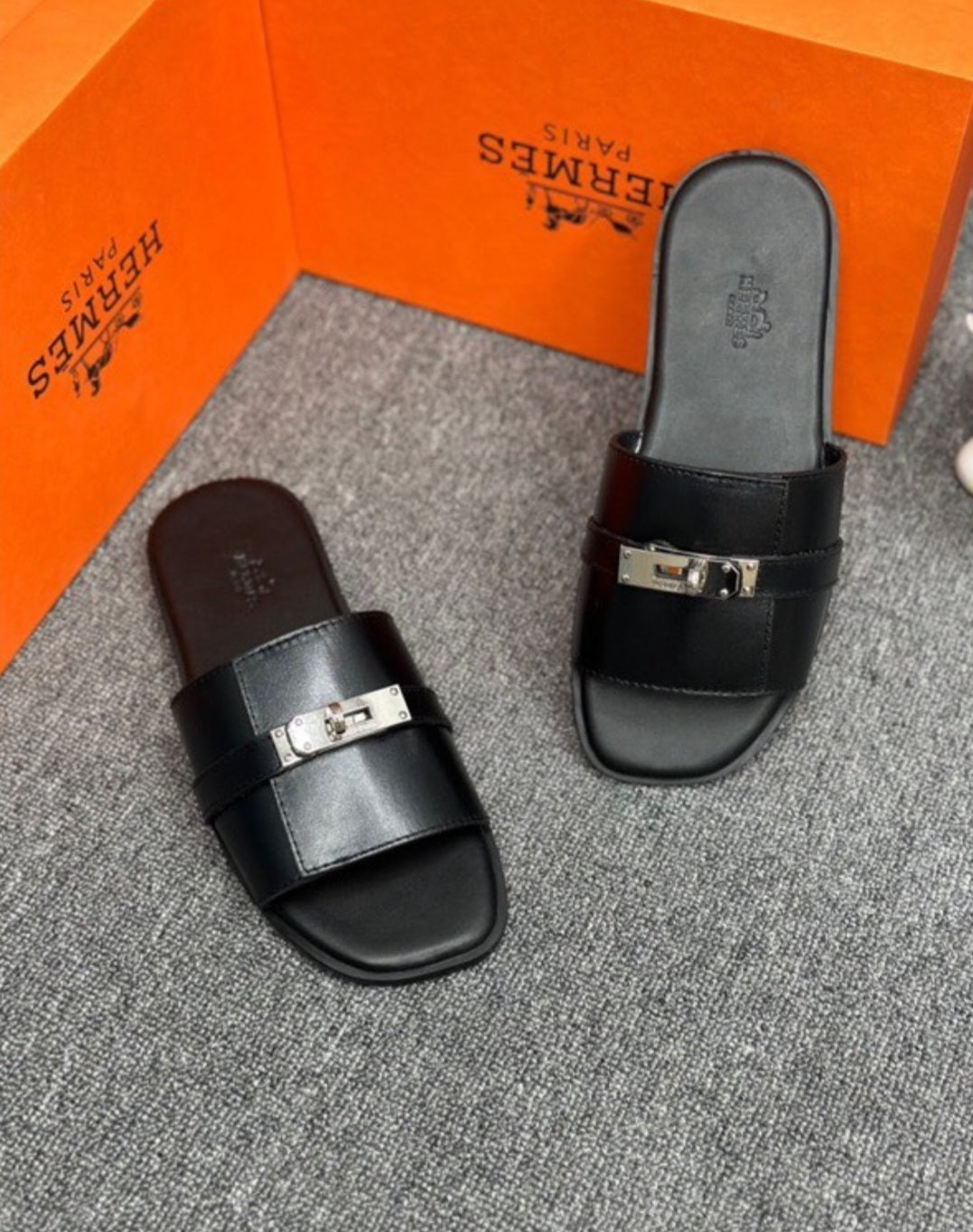 HM SLIDES Black