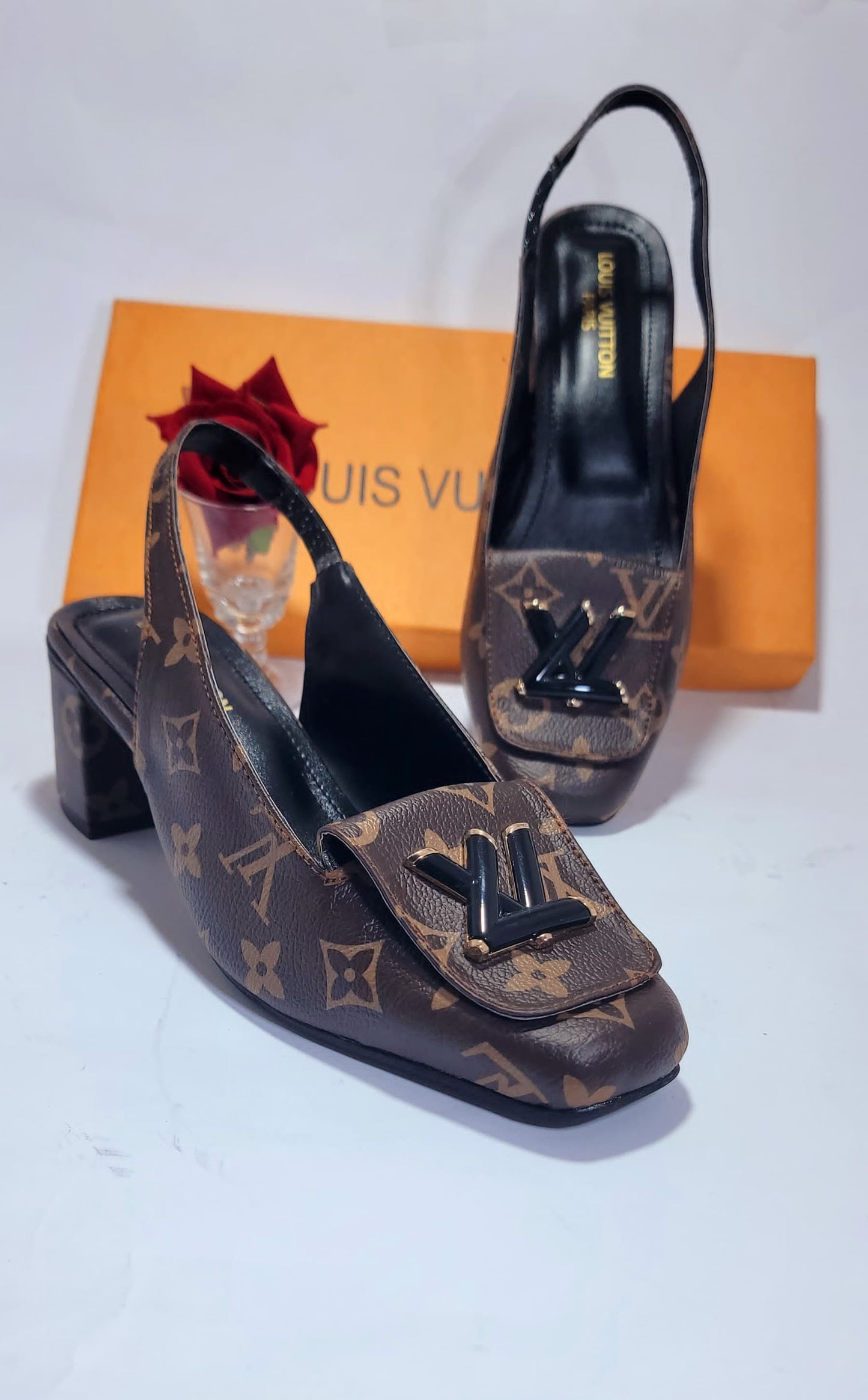 LV HEEL